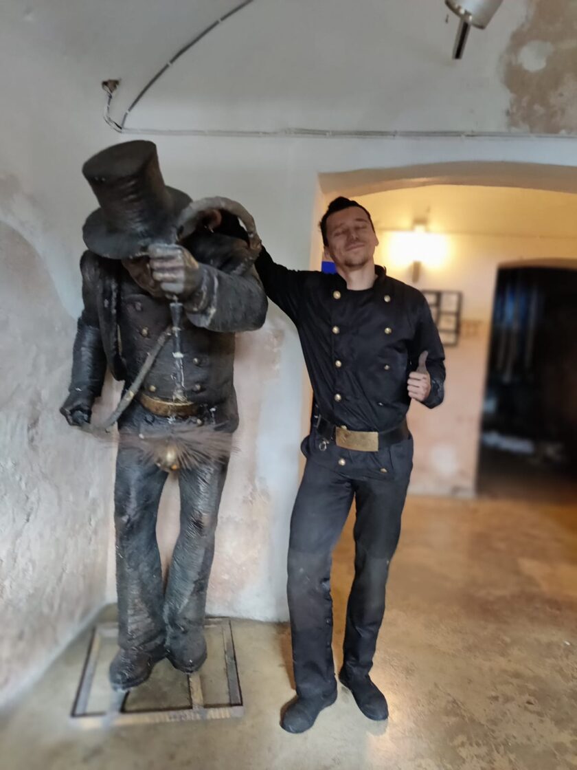 Slideshow sample text